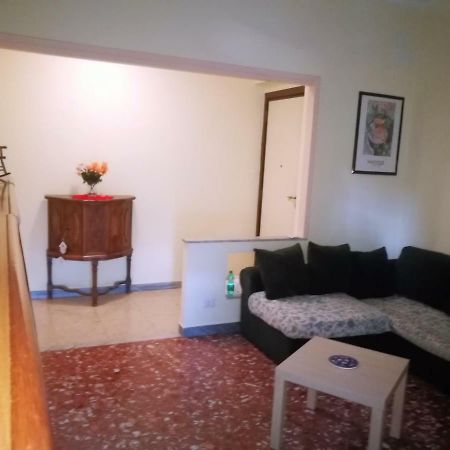 Willa Happy House Mare Di Roma Lido di Ostia Zewnętrze zdjęcie