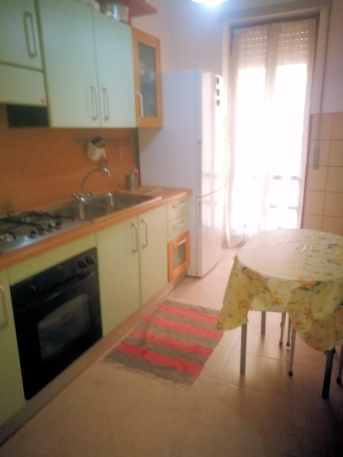 Willa Happy House Mare Di Roma Lido di Ostia Zewnętrze zdjęcie