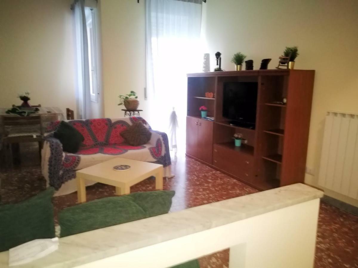 Willa Happy House Mare Di Roma Lido di Ostia Zewnętrze zdjęcie