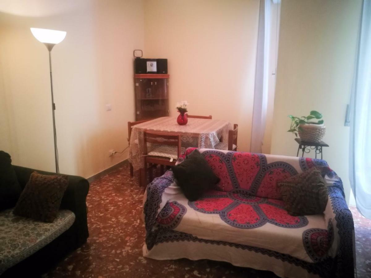 Willa Happy House Mare Di Roma Lido di Ostia Zewnętrze zdjęcie